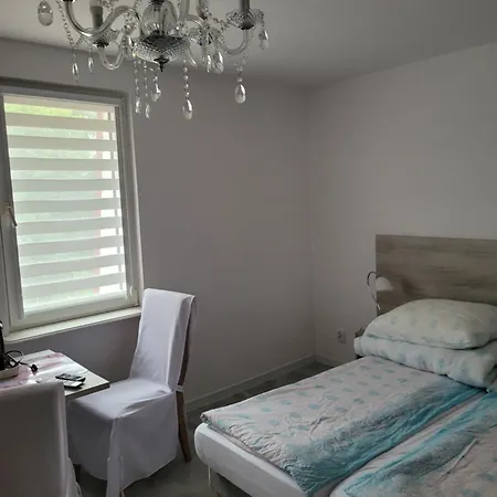 Apartment Izabela Centrum Blisko Morza I Parku Dziwnow